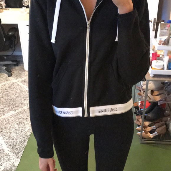 Calvin Klein zip-up Hoodie - Picture 5 of 6